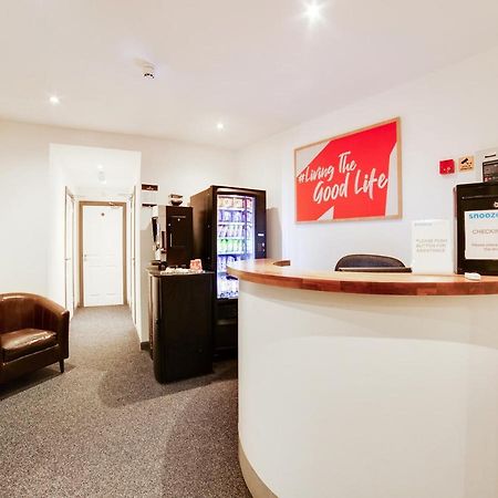 קורבי Snooze Hotel מראה חיצוני תמונה